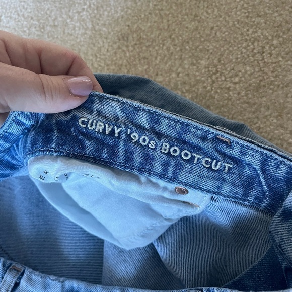 American Eagle Outfitters high rise Curvy 90s Bootcut jeans. Women size 18 - Picture 5 of 13